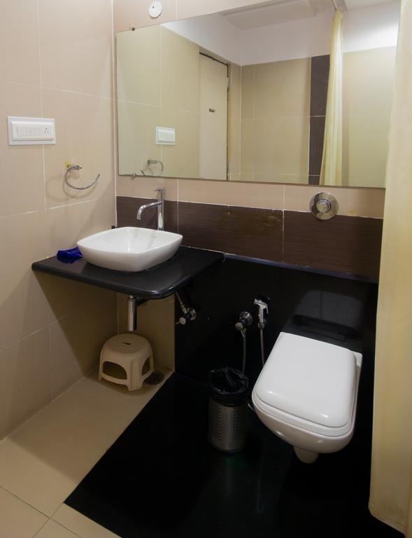 Hotel The Grand Continent Bengaluru Zewnętrze zdjęcie