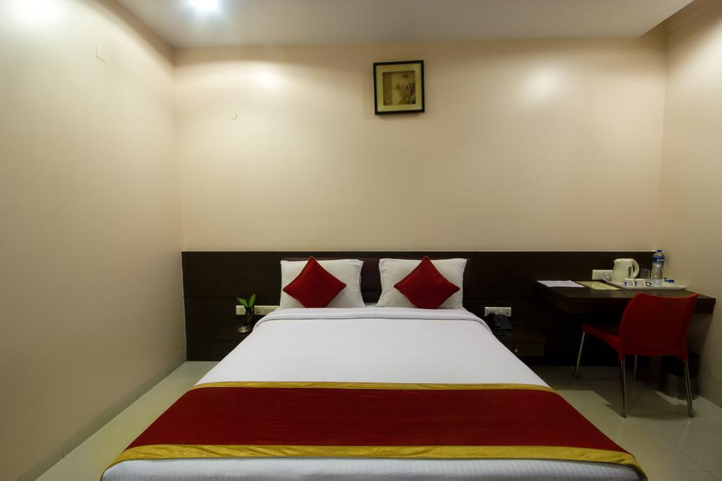 Hotel The Grand Continent Bengaluru Zewnętrze zdjęcie