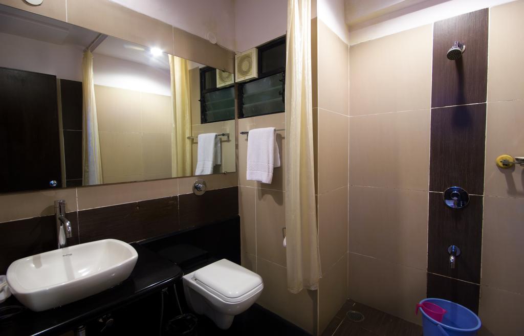 Hotel The Grand Continent Bengaluru Zewnętrze zdjęcie
